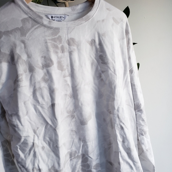 Athleta Luxe Balance Printed Pullover Sweatshirt Grey Chakra Floral Buff Small - Picture 4 of 10